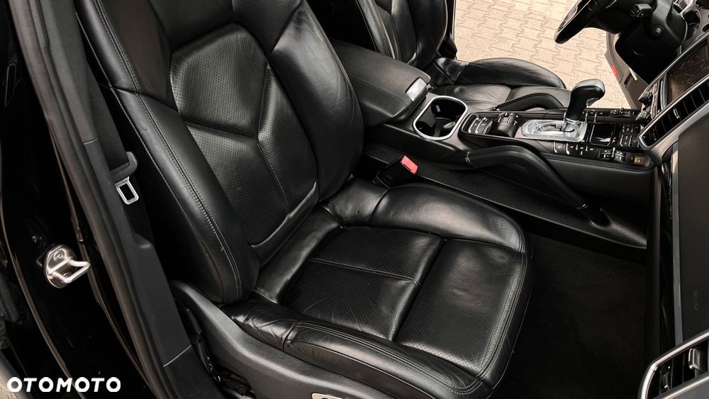 Porsche Cayenne S - 20