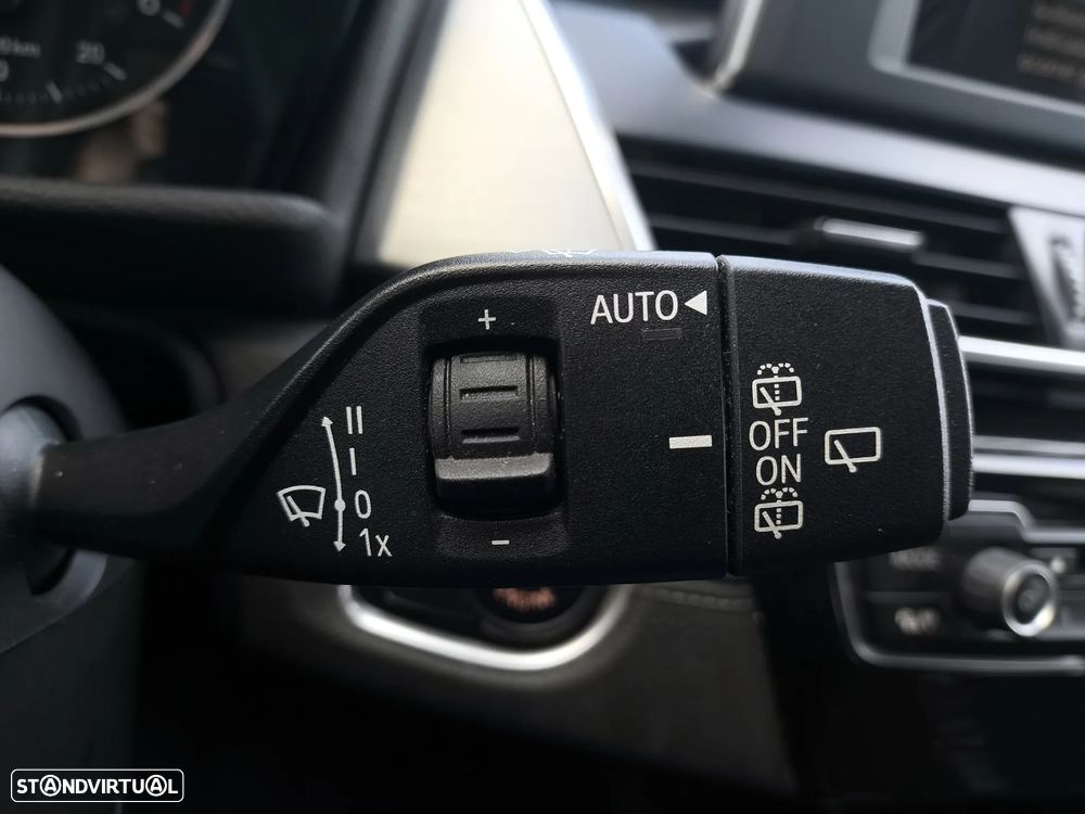 BMW 216 Active Tourer d Line Sport - 23