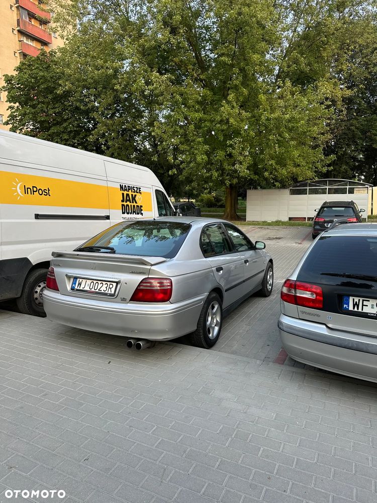 Honda Accord 1.8i S - 4