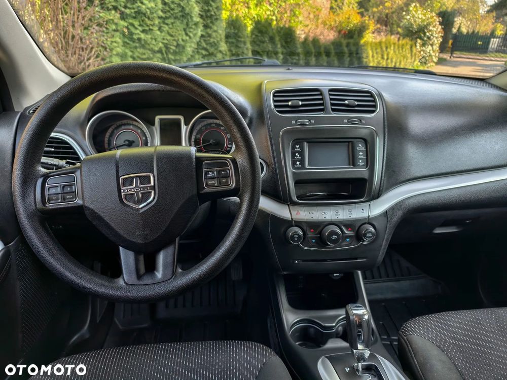 Dodge Journey - 32
