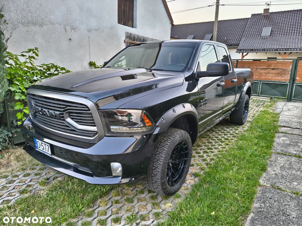Dodge RAM 5.7 4x4 - 1