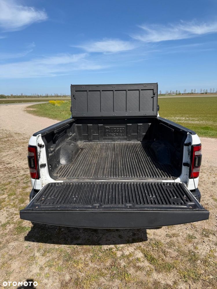 RAM 1500 - 23