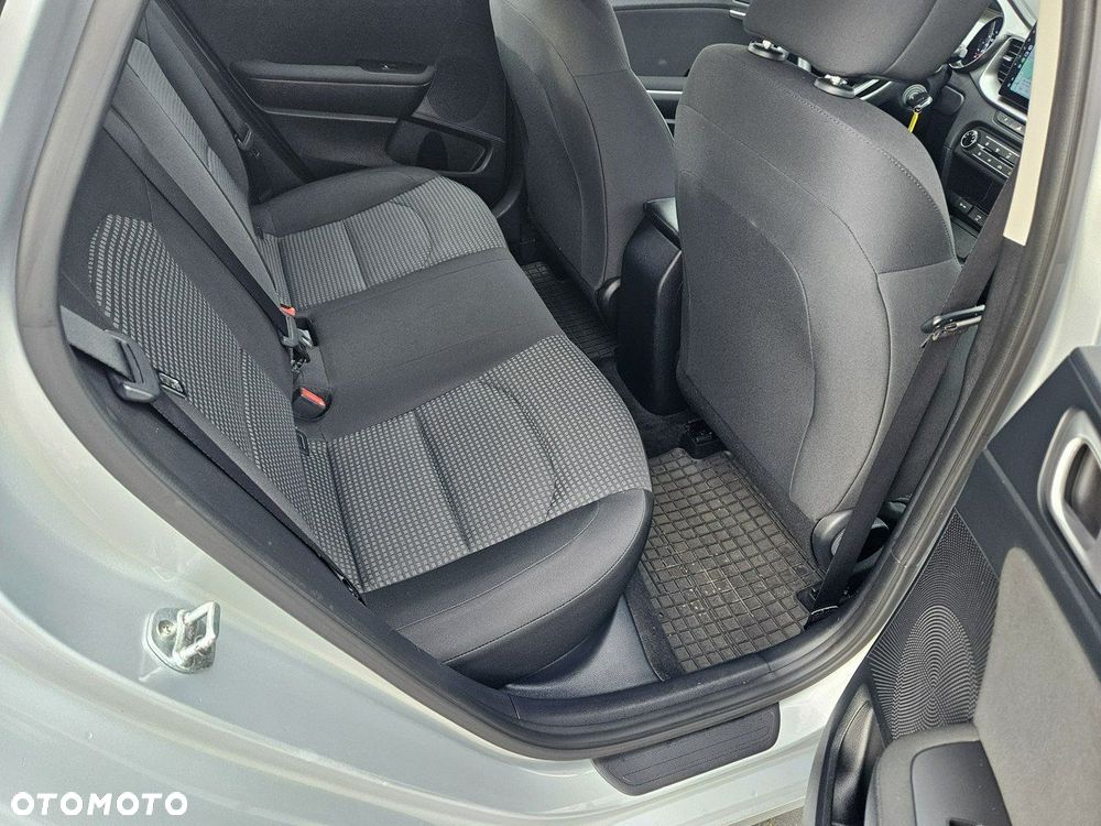 Kia Ceed - 17