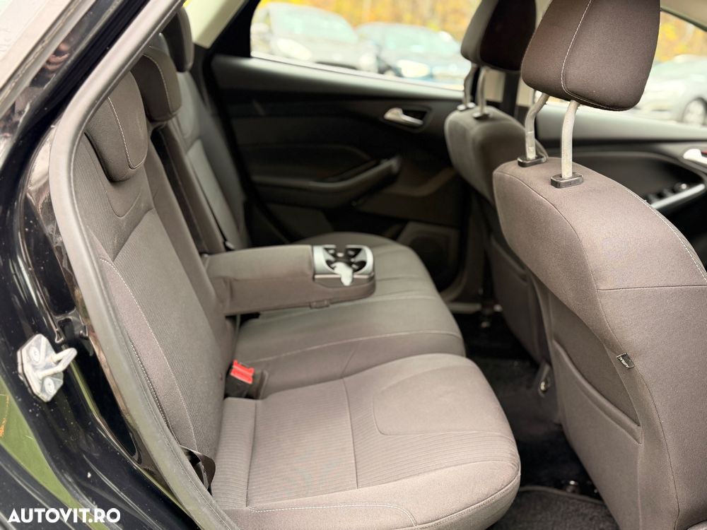 Ford Focus 1.6 TDCi DPF Titanium - 7