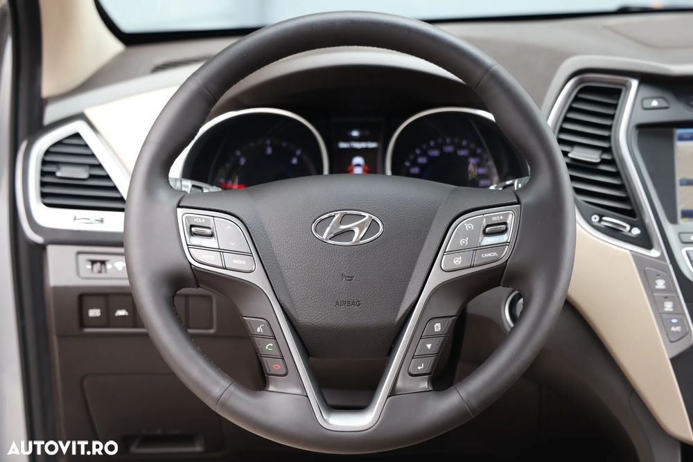 Hyundai Santa Fe 2.2 CRDi 4WD Automatik Premium - 27