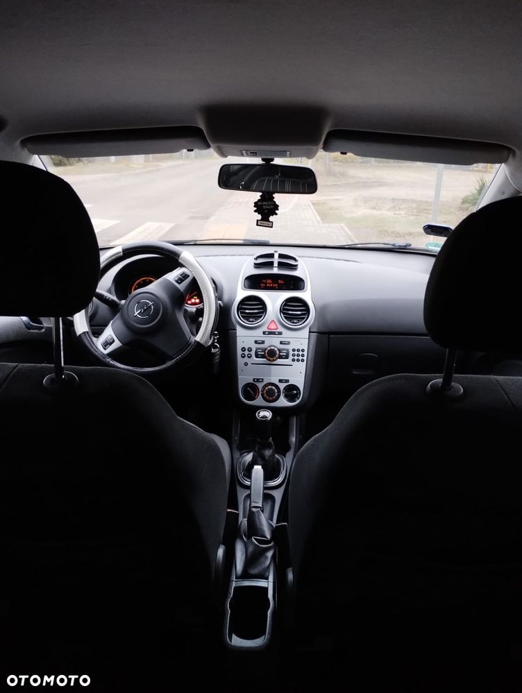 Opel Corsa 1.2 16V Innovation - 7