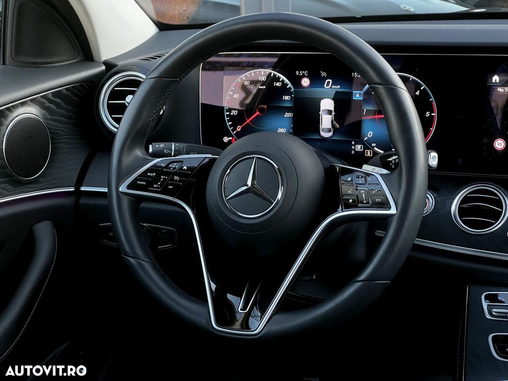 Mercedes-Benz E - 10