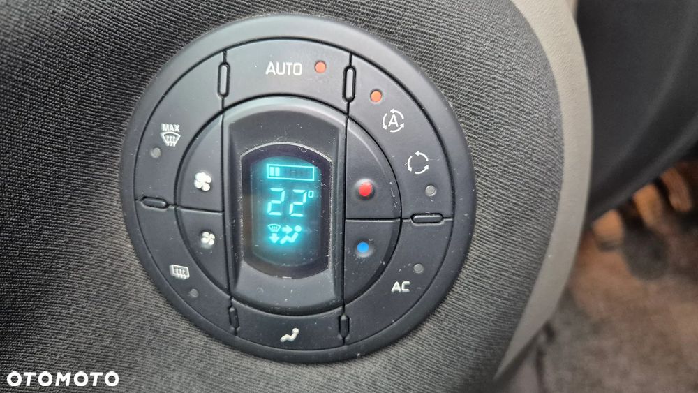 Renault Espace 2.2 dCi Expression - 12
