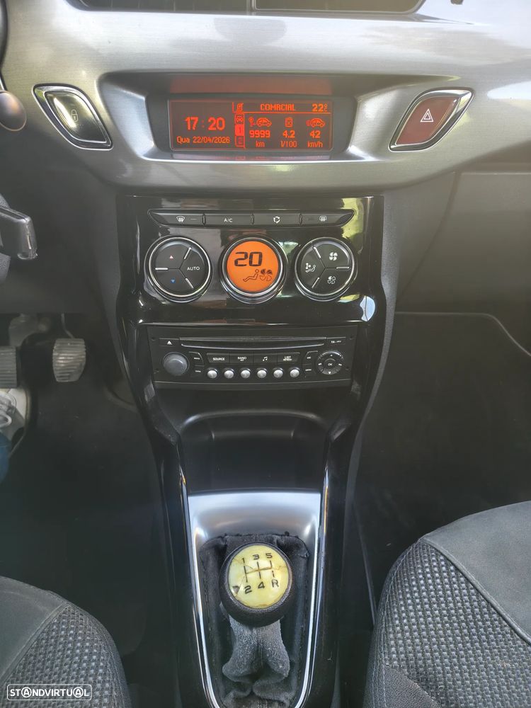 Citroën C3 1.4 HDi Exclusive 99g - 23