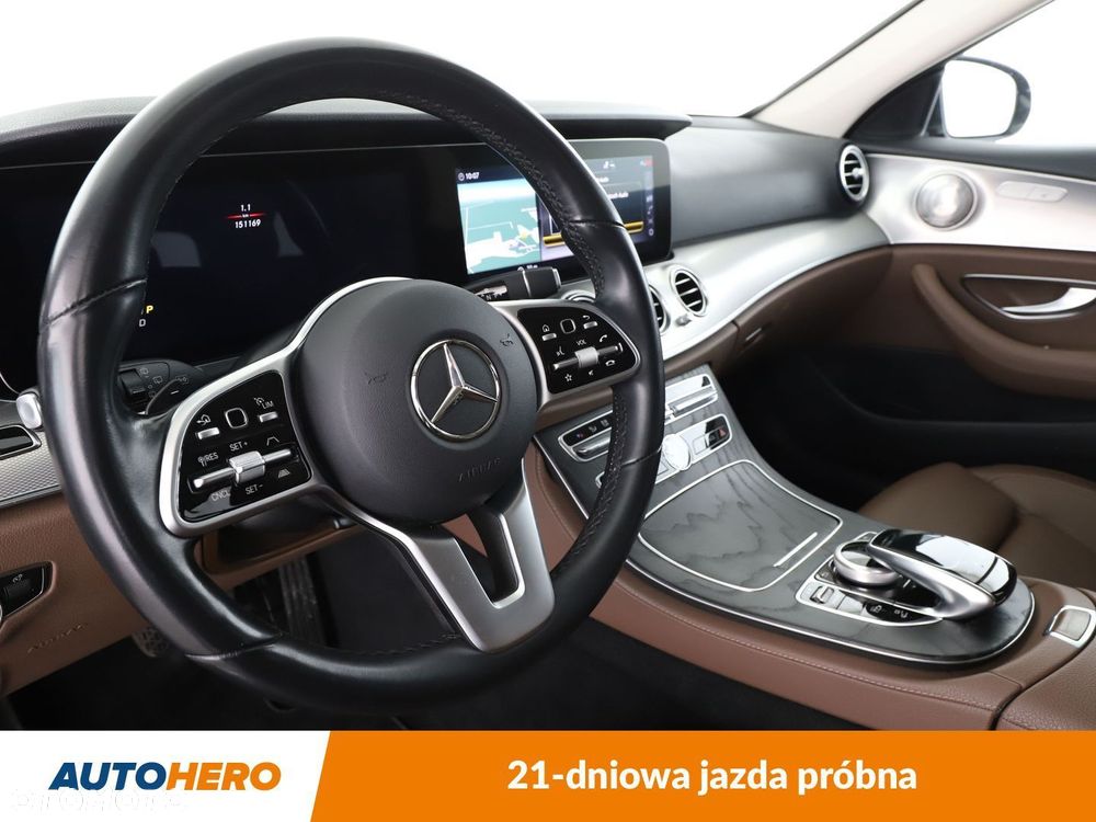 Mercedes-Benz Klasa E - 12