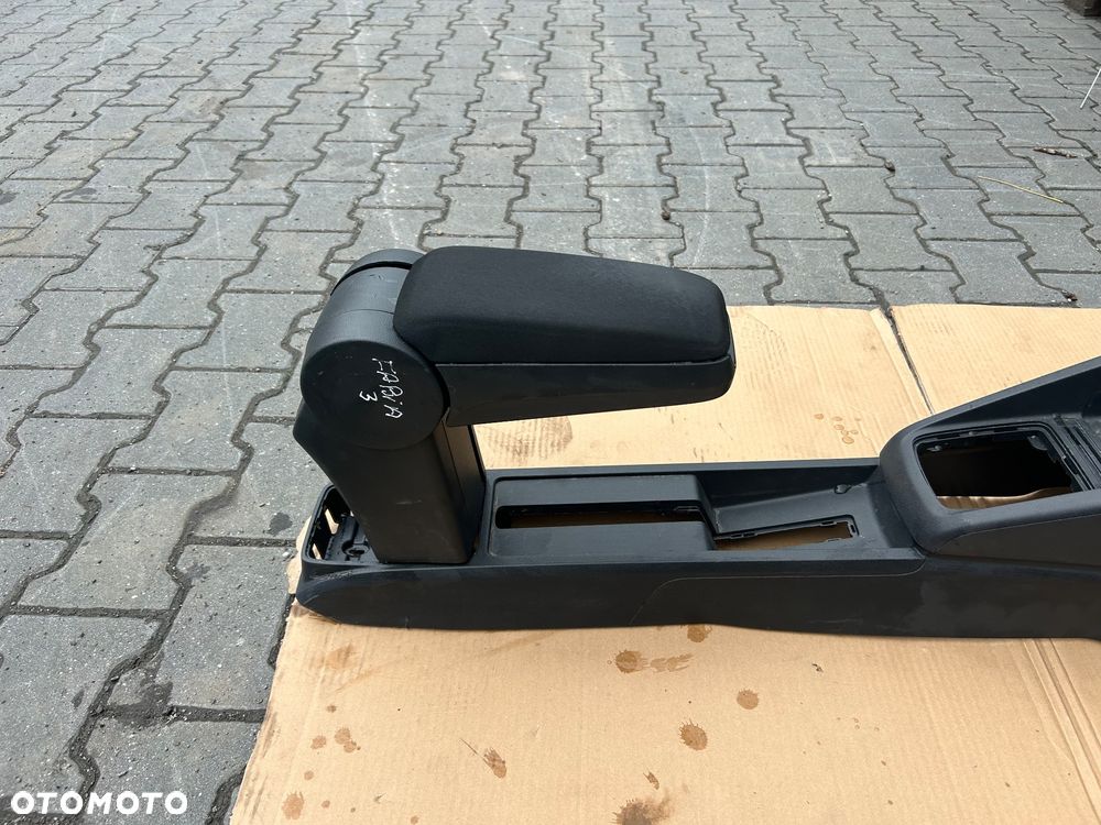 Skoda Fabia III podłokietnik tunel środkowy - 2