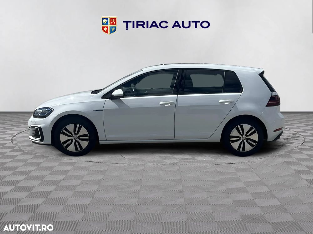 Volkswagen Golf 1.4 GTE Plug-In-Hybrid DSG - 4