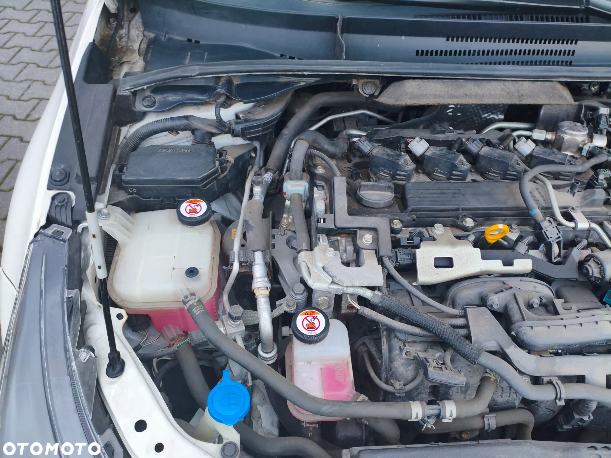 Toyota Corolla 2.0 Hybrid Trek - 19