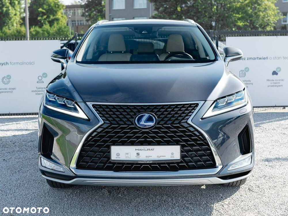 Lexus RX - 8