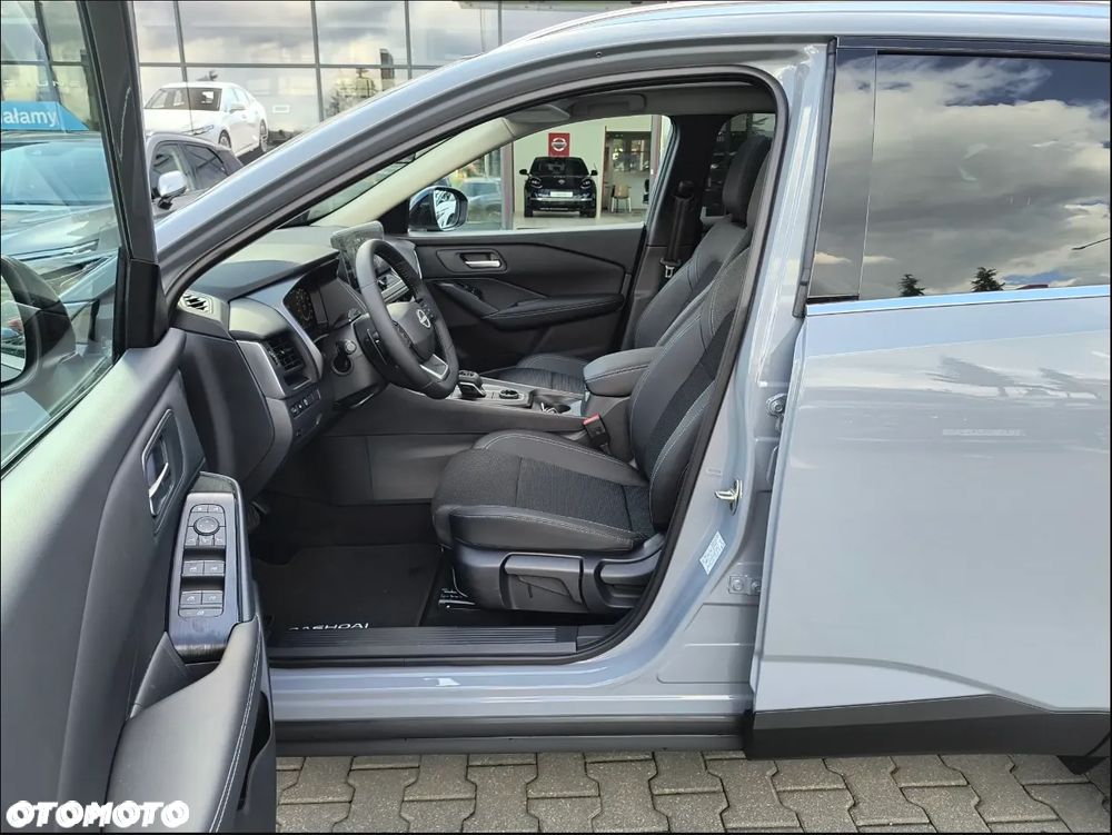 Nissan Qashqai 1.3 DIG-T MHEV 4x4 N-Connecta Xtronic - 9