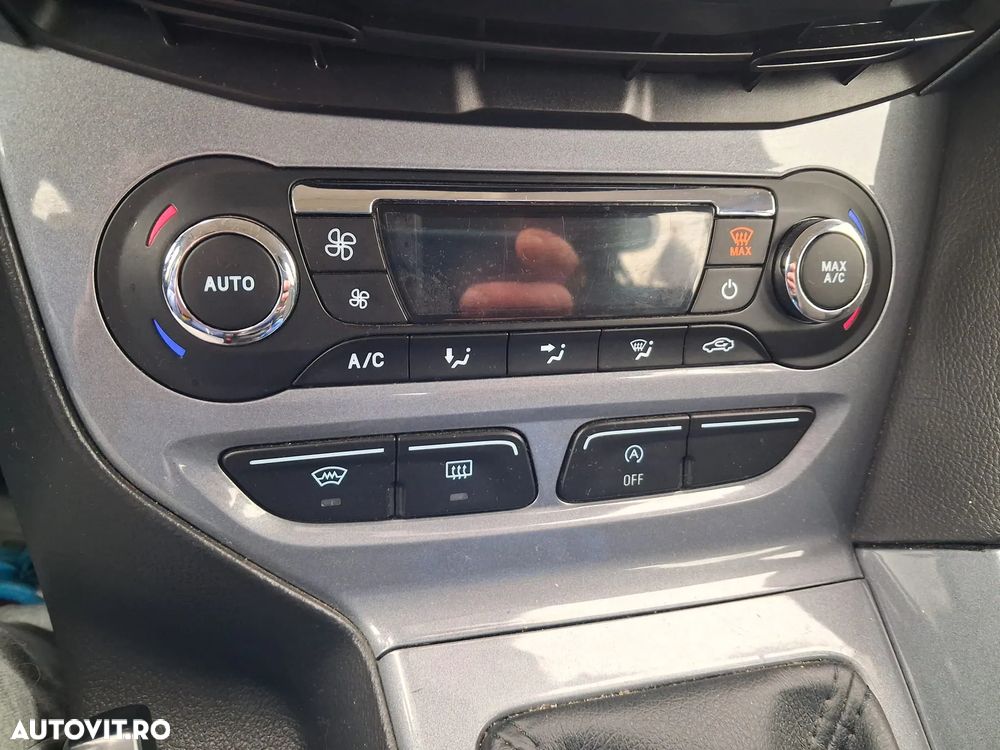 Ford Focus 1.6 TDCI DPF Titanium - 3