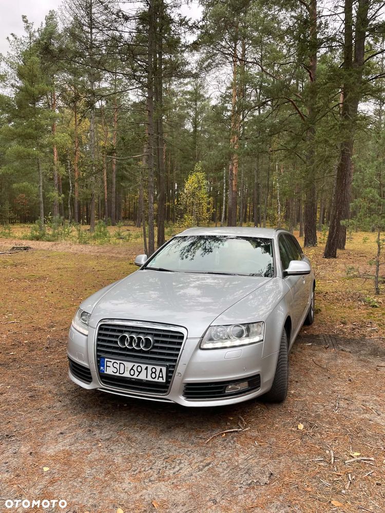 Audi A6 Avant 2010 photo 2
