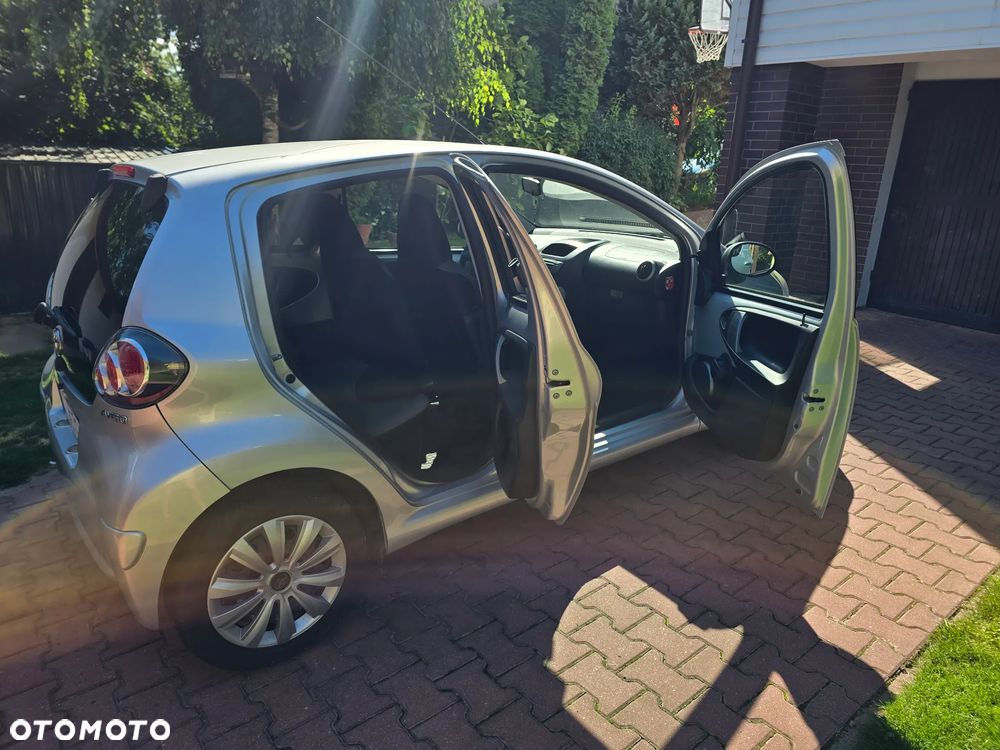 Toyota Aygo - 5