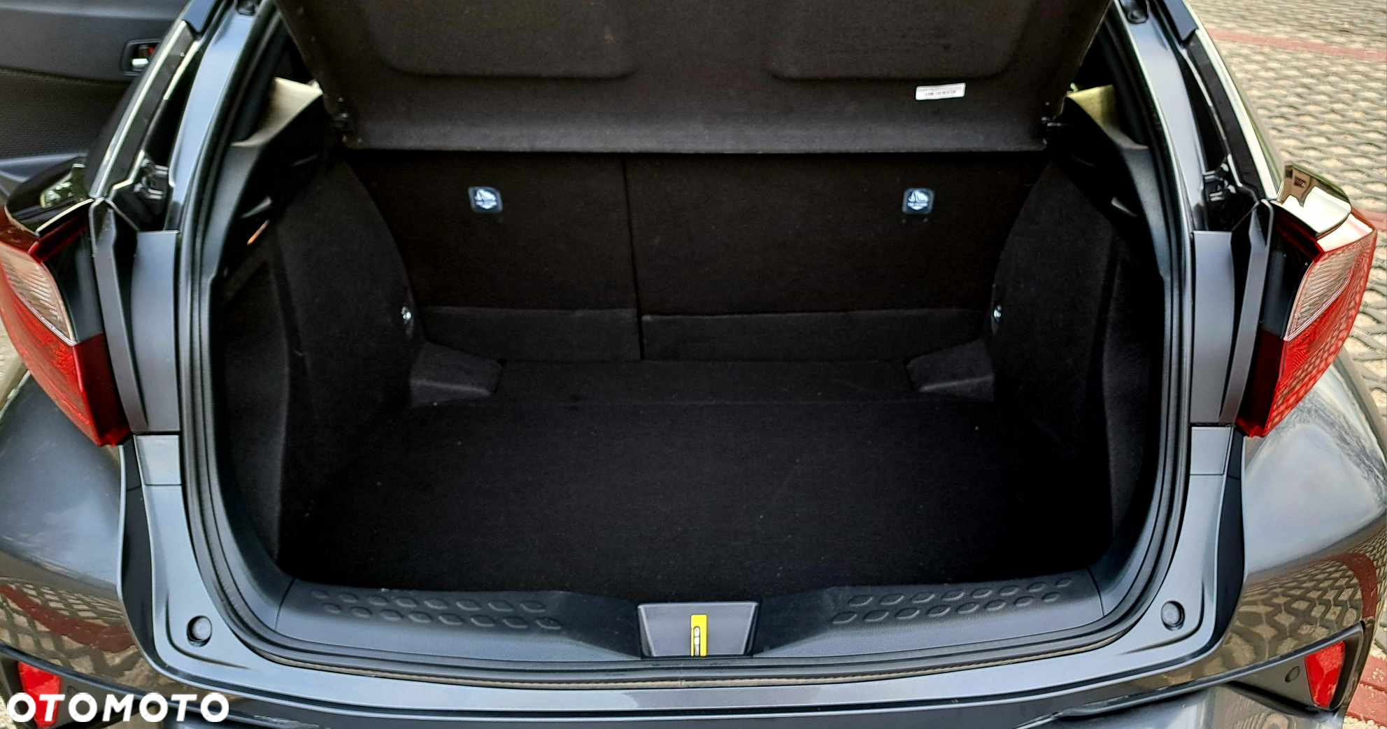 Toyota C-HR - 7