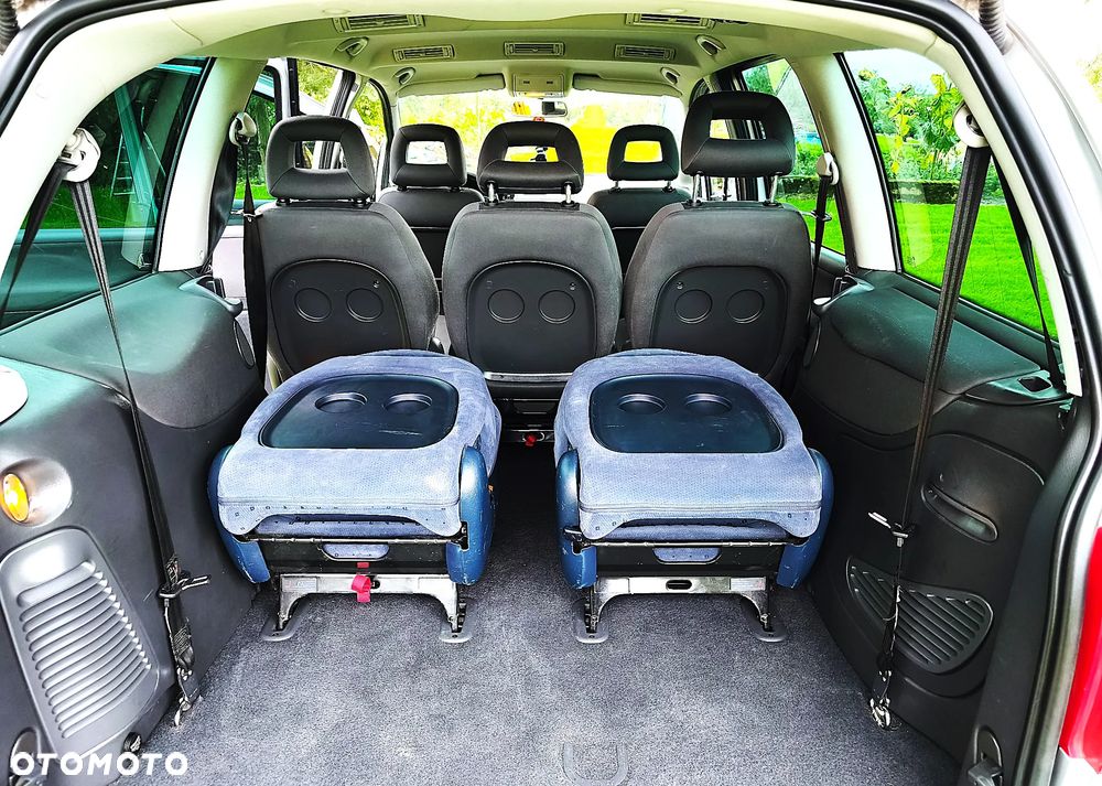 Seat Alhambra 2.0 TDI Reference - 9