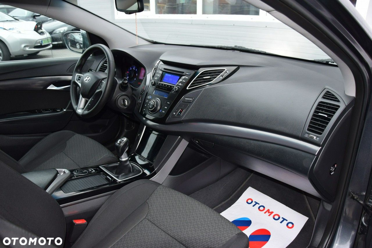 Hyundai i40 - 24