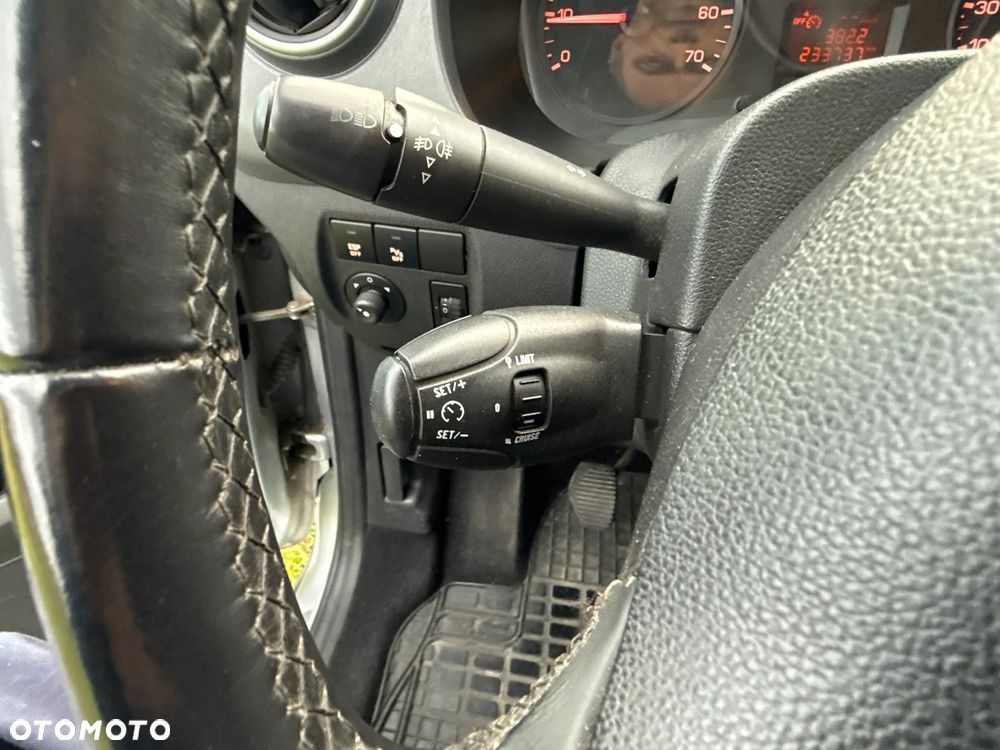 Citroën Berlingo 1.6 HDi XTR - 24