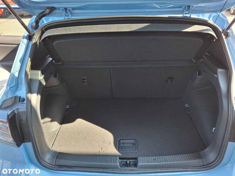 Volkswagen T-Cross 1.0 TSI R-Line Plus DSG - 17