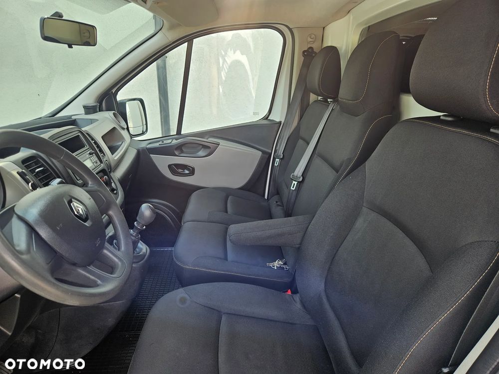Renault Trafic - 20