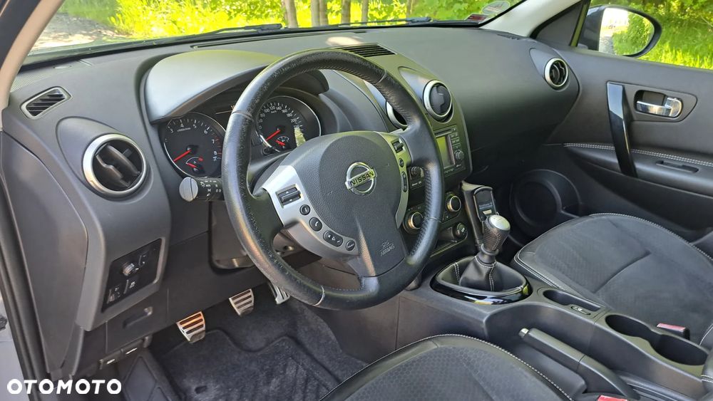 Nissan Qashqai 2.0 360 - 13