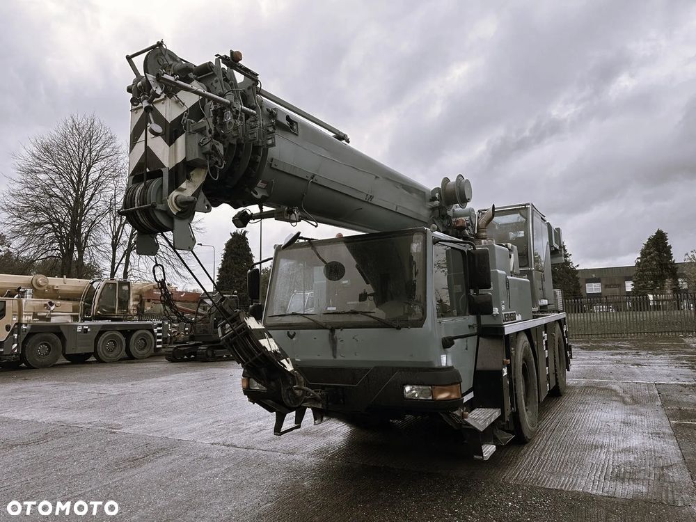 Liebherr LTM 1040-2.1