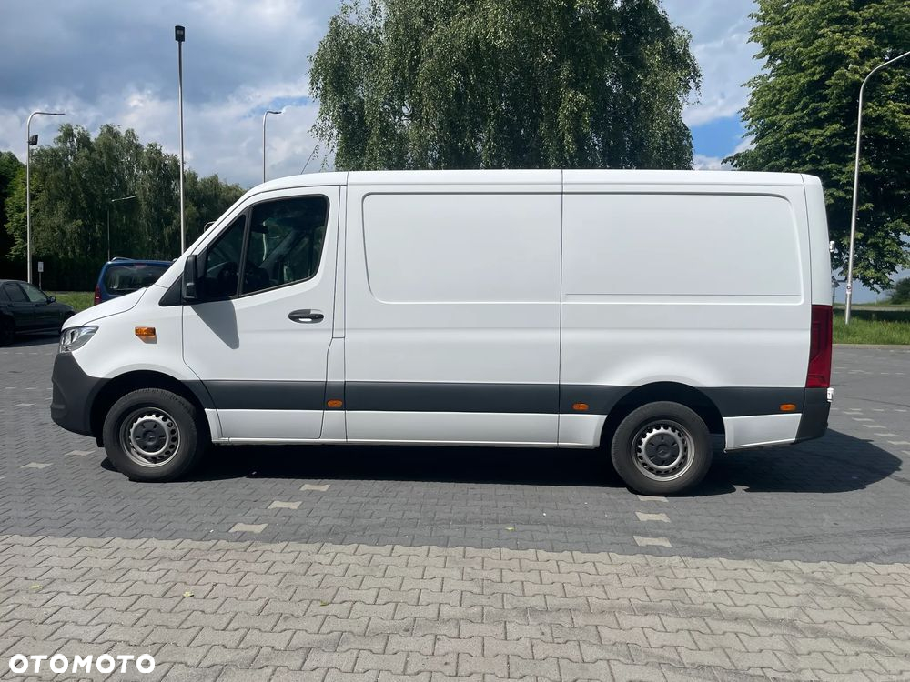 Mercedes-Benz Sprinter - 17