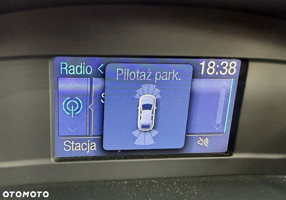 Ford Grand C-MAX 2.0 TDCi Titanium - 35