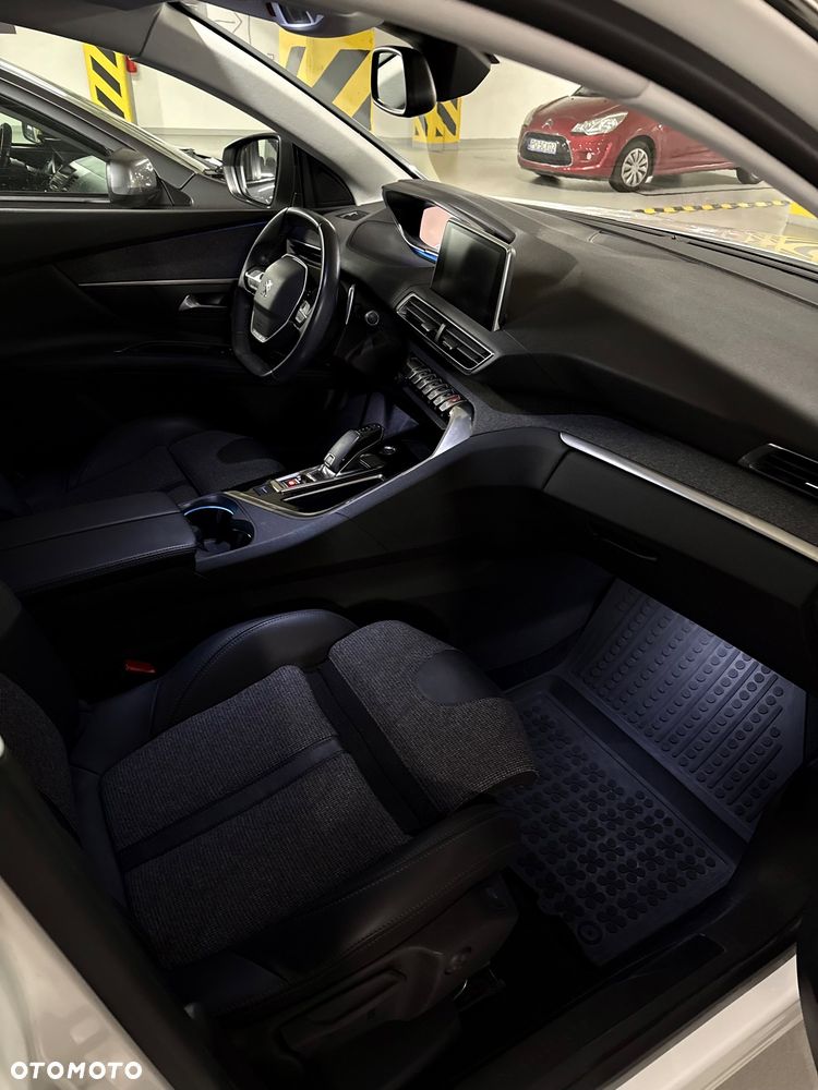 Peugeot 3008 1.2 PureTech Allure S&S EAT6 - 6