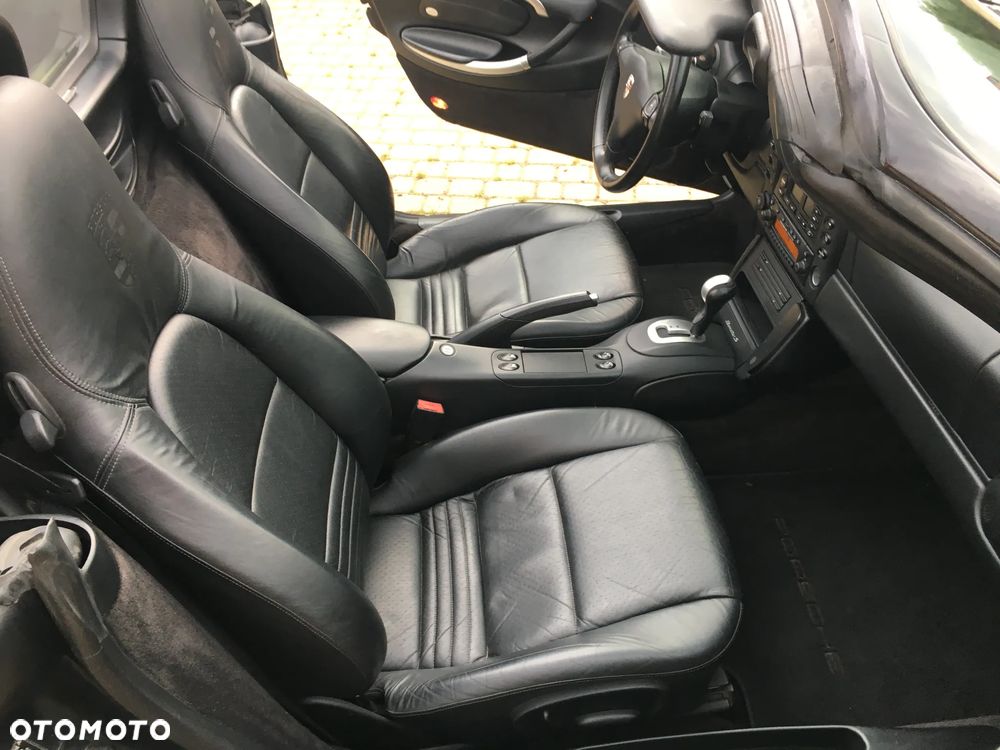 Porsche Boxster - 10