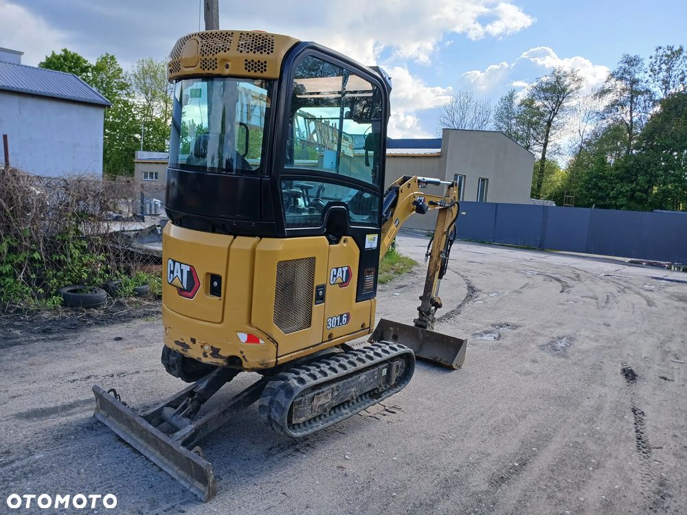 Caterpillar 301.6 - 4