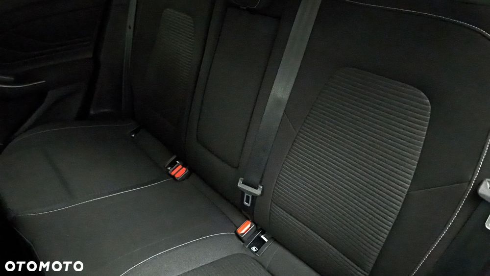 Ford Focus 1.0 EcoBoost mHEV Titanium X - 13