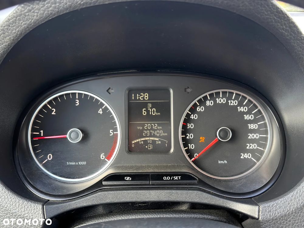 Volkswagen Amarok 2.0 TDI BMT Trendline - 8