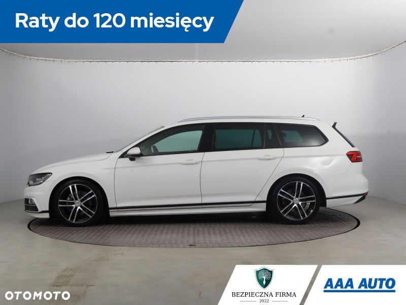 Volkswagen Passat - 3
