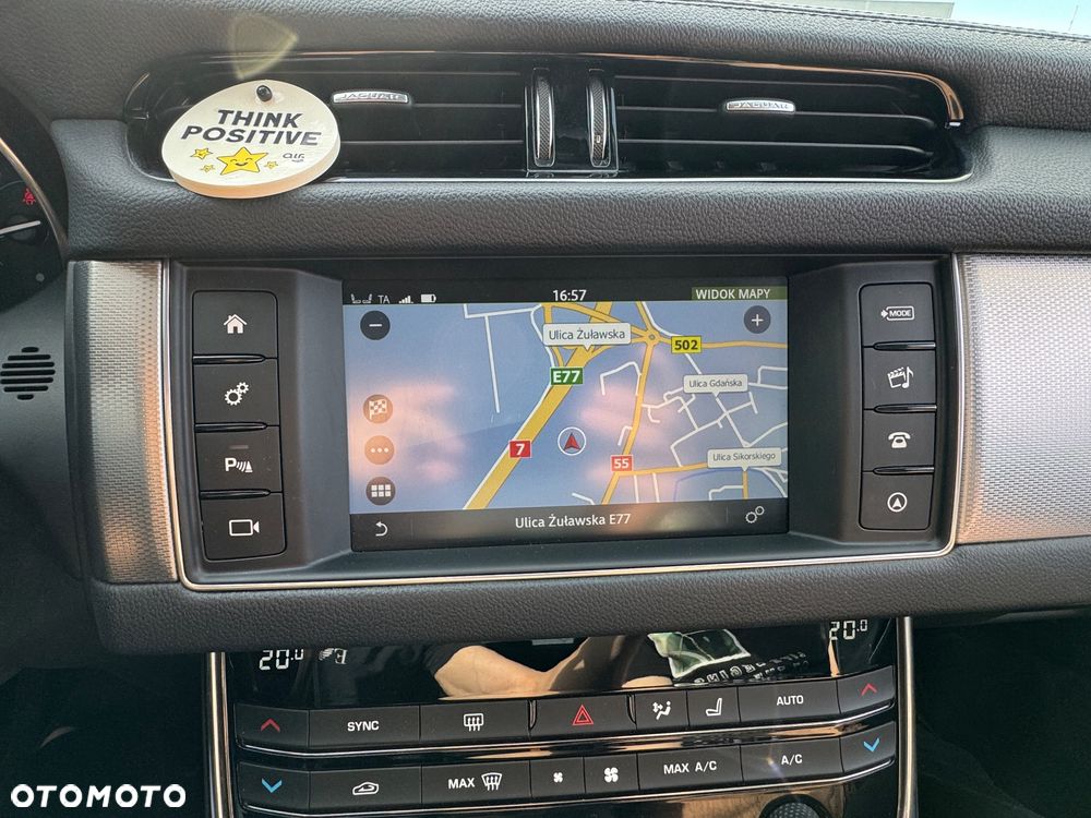 Jaguar XF 2.0 i4D Prestige - 24