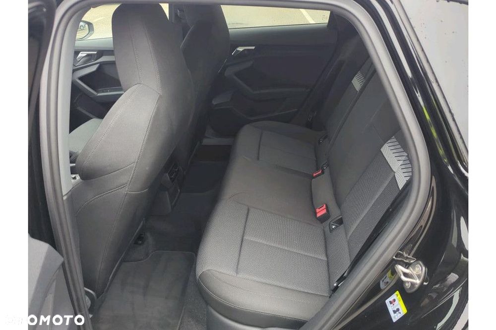 Audi A3 Sportback - 6