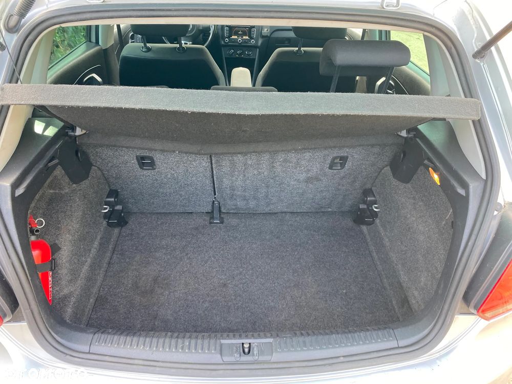 Volkswagen Polo - 23