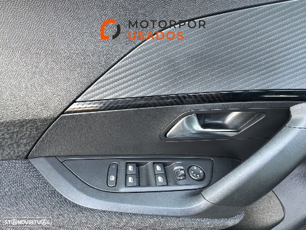 Peugeot 2008 1.2 Style - 9