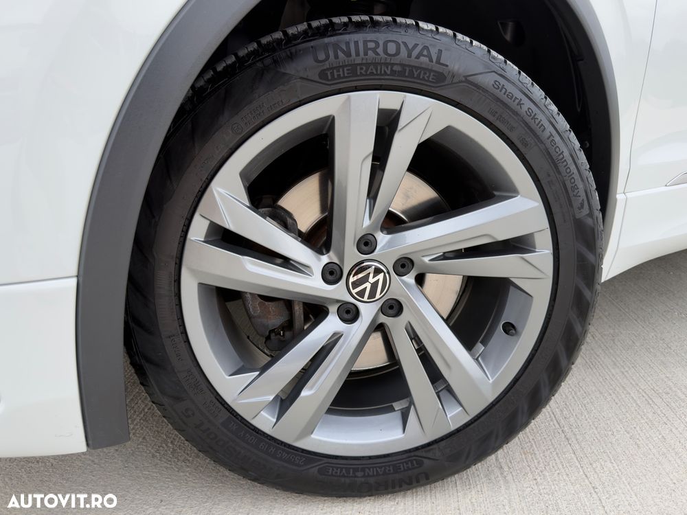 Volkswagen Tiguan 2.0 TDI SCR 4MOTION DSG R-Line - 37