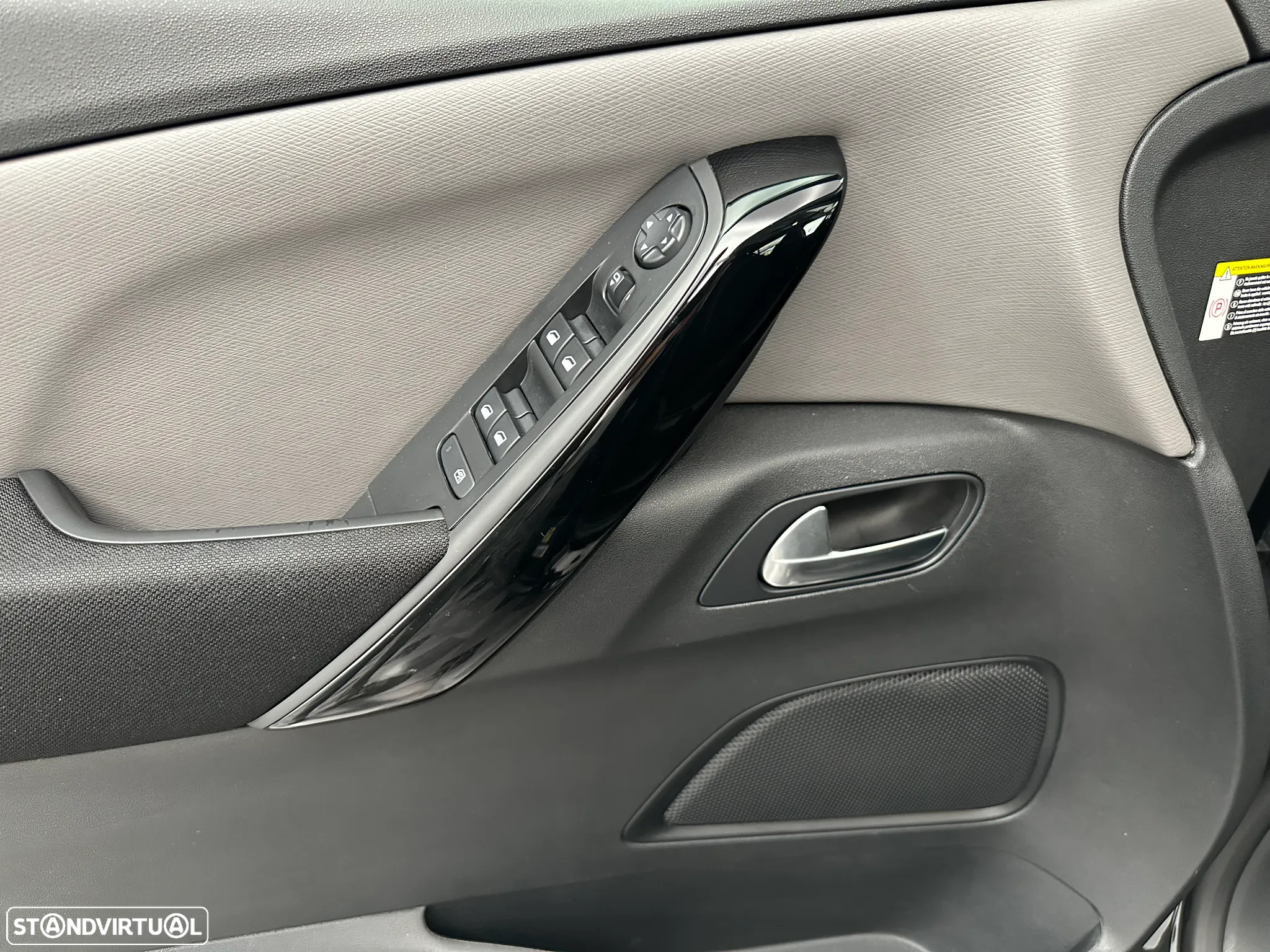 Citroën C4 Grand Picasso 1.6 BlueHDi Shine - 22