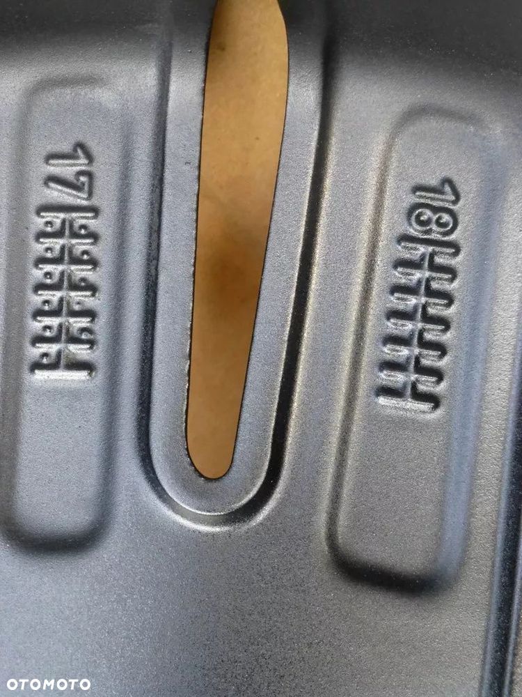 VOLVO XC60 V90 S90 S60 XC40 7,5X19 ET50,5 - 10