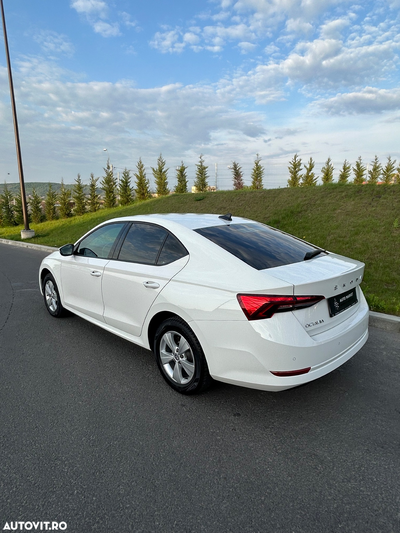 Skoda Octavia 2.0 TDI Ambition - 9