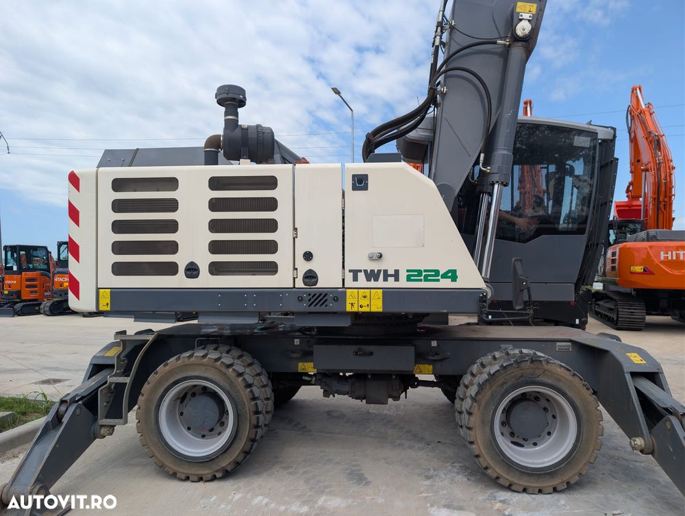 Fuchs TEREX FUCHS, GRAIFER, 2023, 3.944h, brate LUNGI la 12m, cabina liftabila, cale fata si spate, motor Deutz 154CP, produs in Germania, camera spate, Masa operationala 25,7t, Aer cond, anv pline, posibilitate leasing 4 ani-PROMOTIE 179.900 EUR+Tva - 8