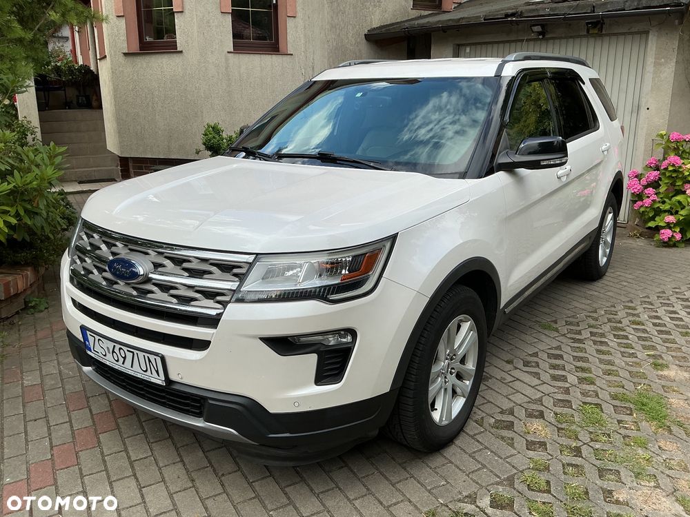 Ford Explorer - 1