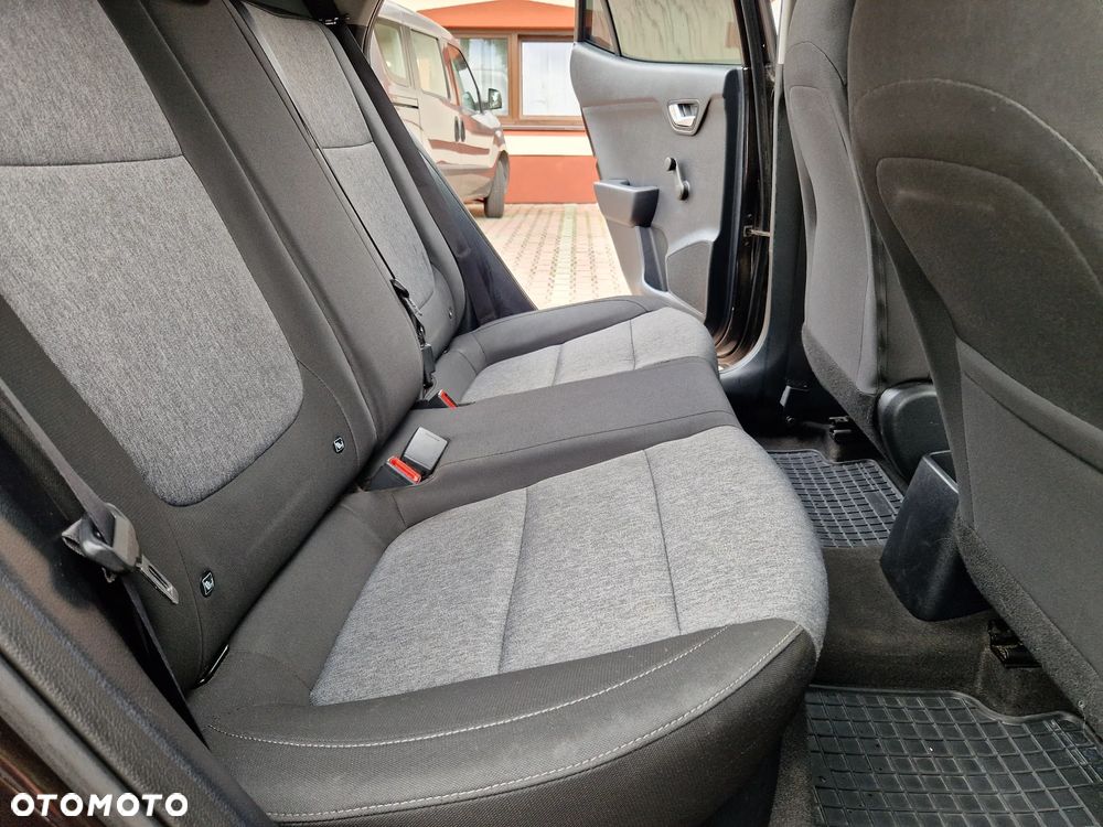 Kia Stonic 1.4 L - 15
