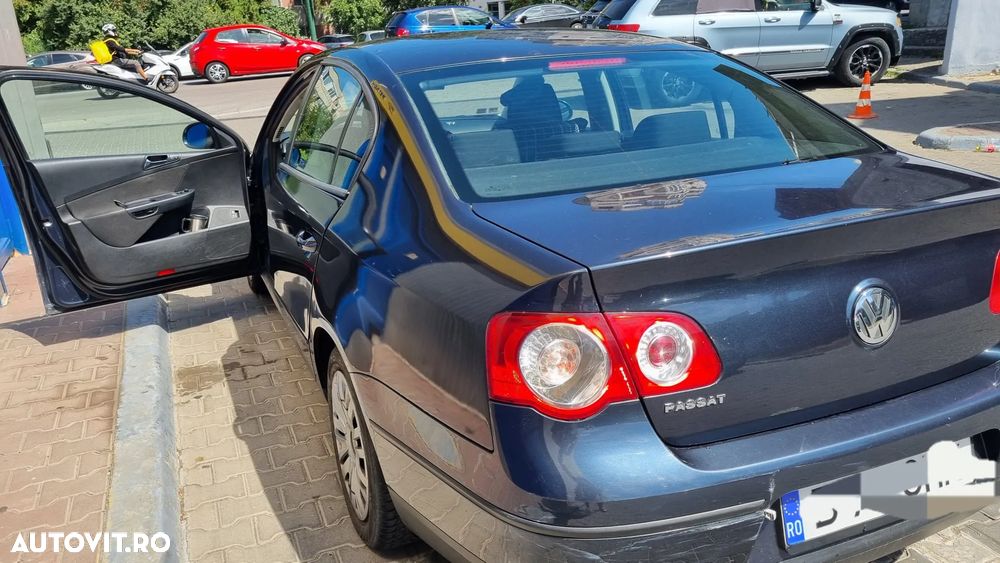 Volkswagen Passat Variant 1.6 FSI Comfortline - 12